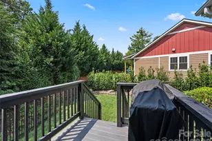 76 S Anvil Ave, Hendersonville, NC 28792 - Photo 16