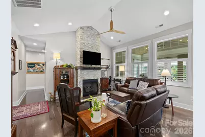 76 S Anvil Avenue, Hendersonville, NC 28792 - Photo 6