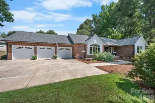 151 Harbourtown Dr, Kings Mountain, NC 28086 - Photo 4