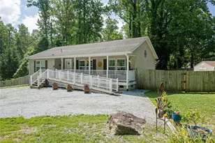 32 Beechwood Lakes Dr, Hendersonville, NC 28792 - Photo 1
