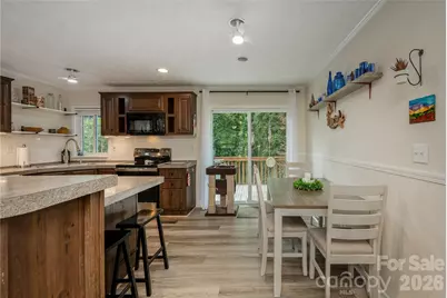 32 Beechwood Lakes Drive, Hendersonville, NC 28792 - Photo 6