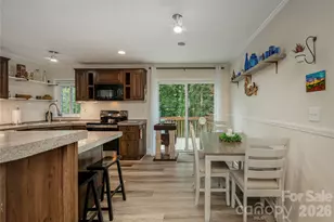 32 Beechwood Lakes Dr, Hendersonville, NC 28792 - Photo 6