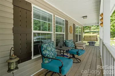 32 Beechwood Lakes Drive, Hendersonville, NC 28792 - Photo 2