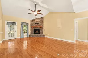 3563 Wandering Ln NE, Hickory, NC 28601 - Photo 12