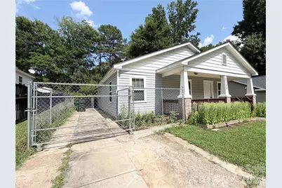 3125 Amay James Avenue, Charlotte, NC 28208 - Photo 4