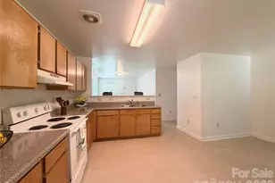 3125 Amay James Ave, Charlotte, NC 28208 - Photo 14