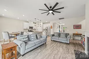 9330 Festival Wy, Charlotte, NC 28215 - Photo 6