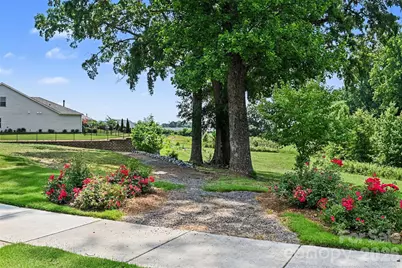 9330 Festival Way, Charlotte, NC 28215 - Photo 26