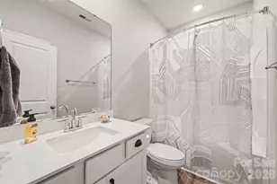 9330 Festival Wy, Charlotte, NC 28215 - Photo 18