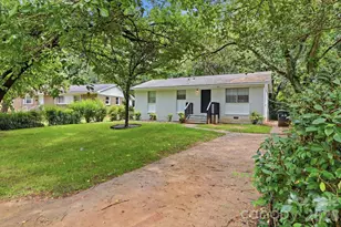 2121 Longleaf Dr, Charlotte, NC 28210 - Photo 1