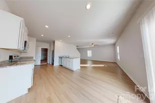 2118 Transatlantic Ave, Charlotte, NC 28215 - Photo 8