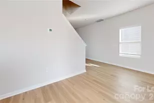 2118 Transatlantic Ave, Charlotte, NC 28215 - Photo 6