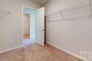 2118 Transatlantic Ave, Charlotte, NC 28215 - Photo 16