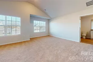 2118 Transatlantic Ave, Charlotte, NC 28215 - Photo 12