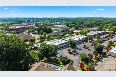 1381 N Center Street, Hickory, NC 28601 - Photo 28