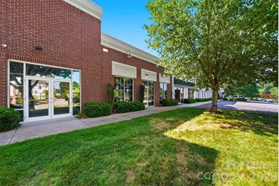 1381 N Center Street, Hickory, NC 28601 - Photo 10