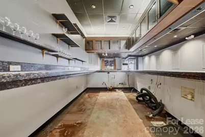 1381 N Center Street, Hickory, NC 28601 - Photo 16