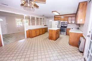 137 Liberty Church Rd, Taylorsville, NC 28681 - Photo 16