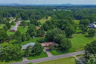 137 Liberty Church Rd, Taylorsville, NC 28681 - Photo 4