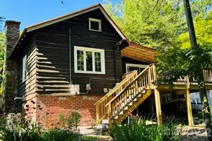 23 Leatherwood Ln, Hendersonville, NC 28739 - Photo 4