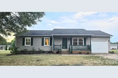 910 Lyndsey Brooke Court, Lincolnton, NC 28092 - Photo 1