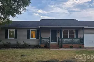 910 Lyndsey Brooke Ct, Lincolnton, NC 28092 - Photo 2