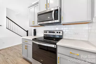 11012 Pagebrook Lane, Charlotte, NC 28214 - Photo 10