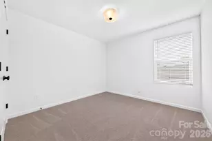 11012 Pagebrook Ln, Charlotte, NC 28214 - Photo 22