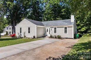 5917 Black Bear Ct, Charlotte, NC 28214 - Photo 26