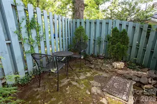 24 Rhododendron Dr, Asheville, NC 28805 - Photo 20