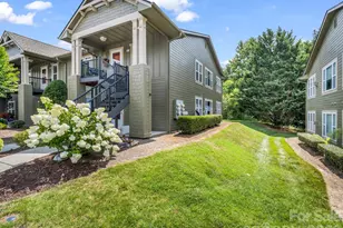 1706 Deermouse Way, Hendersonville, NC 28792 - Photo 2