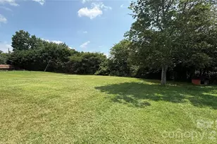 4072 Beach Rd, Hudson, NC 28638 - Photo 14