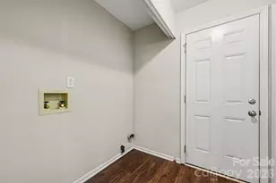 2517 Jaywick Ln, Matthews, NC 28105 - Photo 18