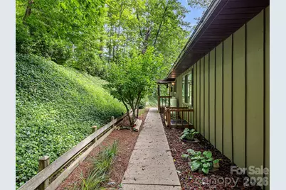 25 Anne Street, Lake Junaluska, NC 28745 - Photo 4