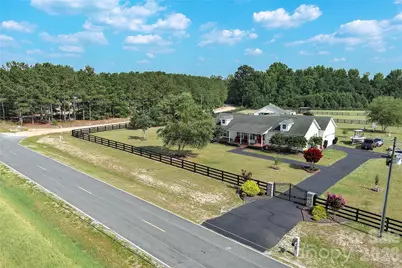 1132 Sandhills Vfd Road, Jefferson, SC 29718 - Photo 4
