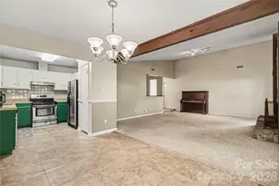 243 Vista Grande Cir, Charlotte, NC 28226 - Photo 8