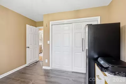 220 Bradshaw Avenue, Hendersonville, NC 28792 - Photo 32