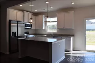 3934 Townes Blvd, Sherrills Ford, NC 29682 - Photo 8