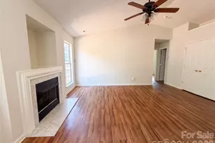 6318 Whispering Brook Ct, Charlotte, NC 28216 - Photo 6