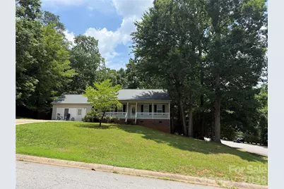147 Valley Glen Drive, Troutman, NC 28166 - Photo 1