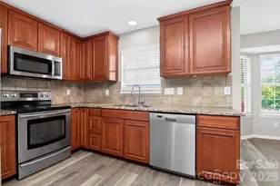 6102 Tesh Ct, Charlotte, NC 28269 - Photo 6