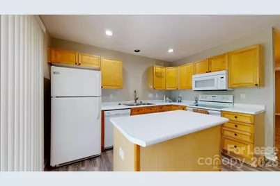 670 Emerald Cove Drive, Charlotte, NC 28262 - Photo 4
