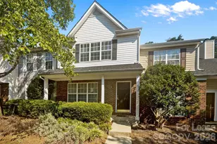 670 Emerald Cove Dr, Charlotte, NC 28262 - Photo 1