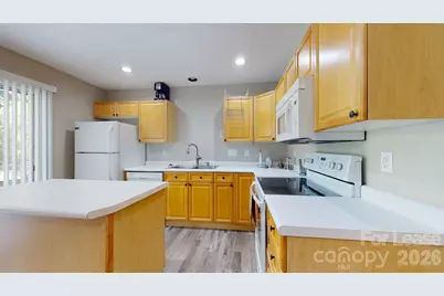 670 Emerald Cove Drive, Charlotte, NC 28262 - Photo 10