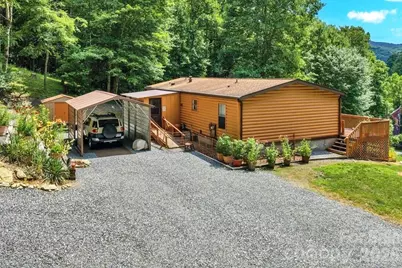 488 Wards Branch Road, Sugar Grove, NC 28679 - Photo 4