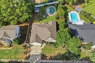 7206 Rock Island Rd, Charlotte, NC 28278 - Photo 24