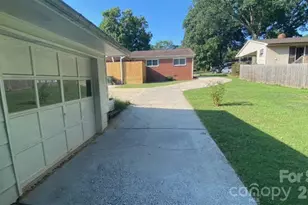 100 Ruby Ln, Gastonia, NC 28054 - Photo 38