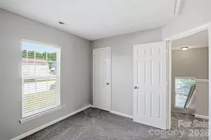 1528 Harland St, Charlotte, NC 28216 - Photo 18