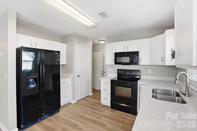 1528 Harland Street, Charlotte, NC 28216 - Photo 16