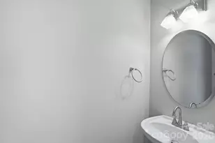 1528 Harland St, Charlotte, NC 28216 - Photo 26